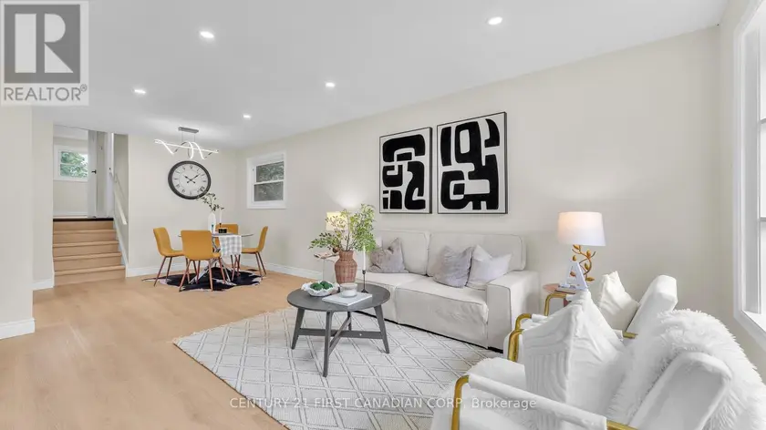 Detached at 167 CARLYLE DRIVE, London East