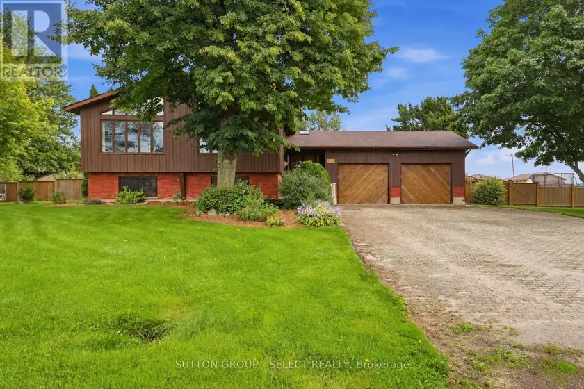 Detached at 108 VICTORIA DRIVE, Strathroy-Caradoc