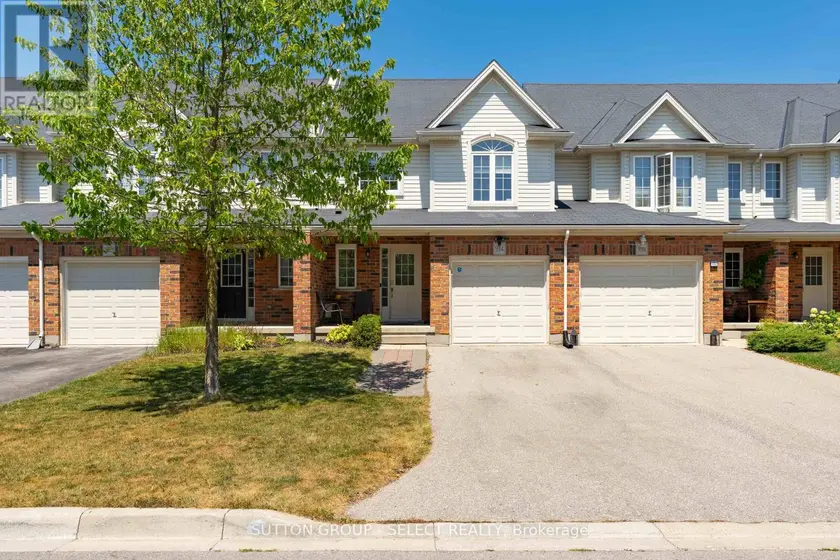 Townhouse at 934 SILVERFOX CRESCENT, London North