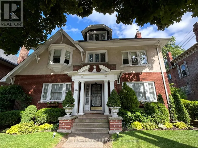 Detached at 247 MACNAB STREET S, Hamilton