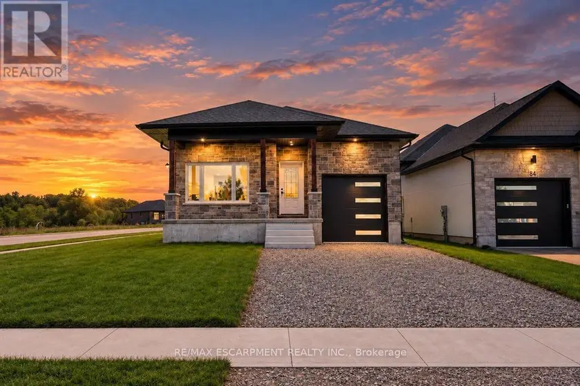Detached at 86 PIKE CREEK DRIVE, Haldimand