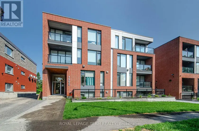 Multiplex at 304 - 1295 SUMMERVILLE AVENUE, Ottawa