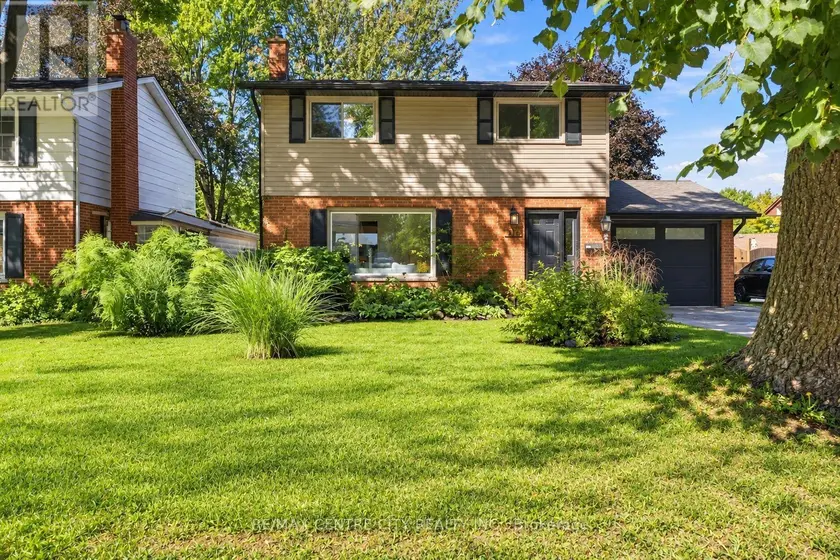 Detached at 419 BRIARHILL AVENUE, London East