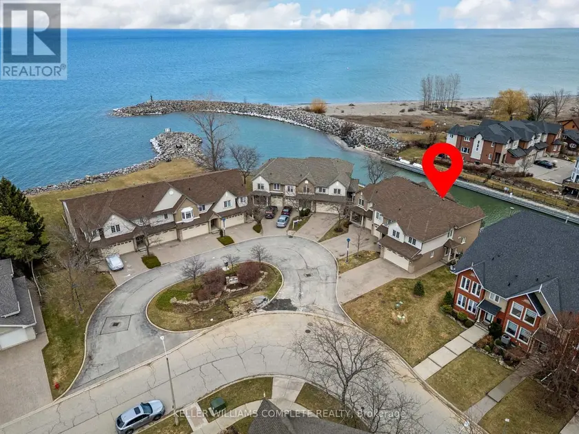 Townhouse at 10 - 85 EDGEWATER DRIVE, Hamilton