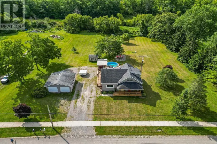 Detached at 843 LYONS CREEK ROAD, Welland