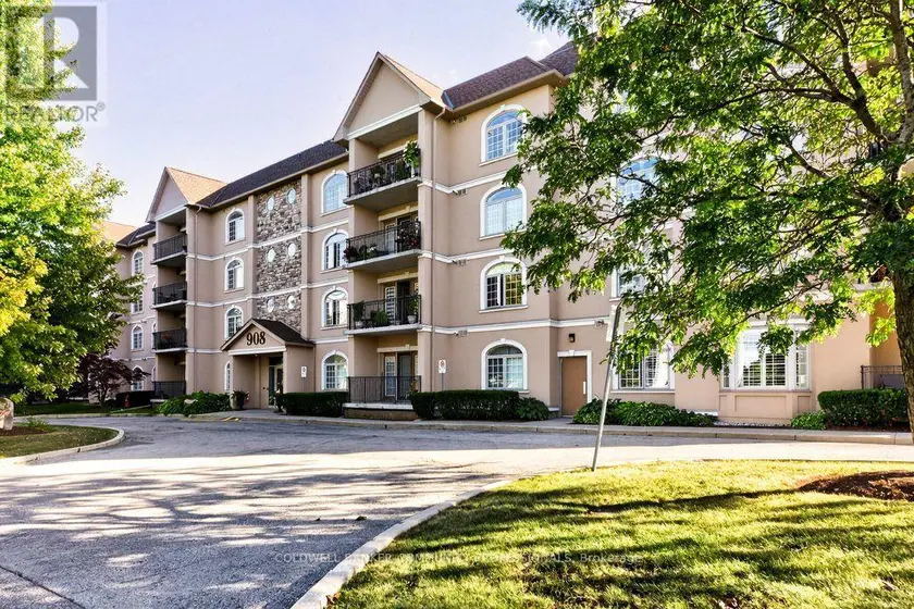Apartment at 305 - 908 MOHAWK ROAD E, Hamilton