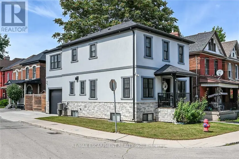 Detached at 109 RAY STREET, Hamilton