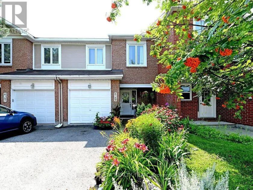 Townhouse at 28 - 6159 HERITAGE PARK CRESCENT, Ottawa