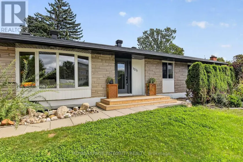 Detached at 1213 MCWATTERS ROAD, Ottawa