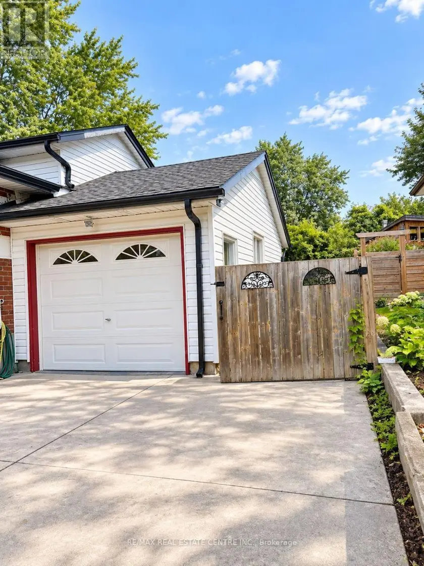 Detached at BASEMENT - 46 WAYNE DRIVE, Kitchener