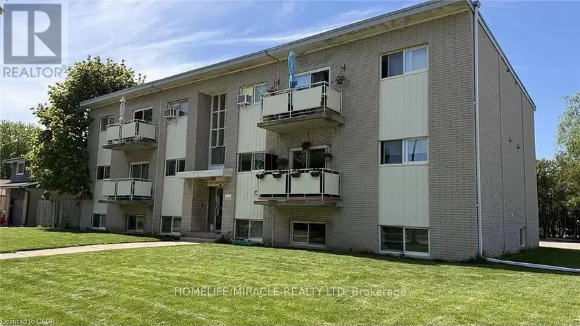 Multiplex at 202 - 206 INDIAN ROAD, Kitchener