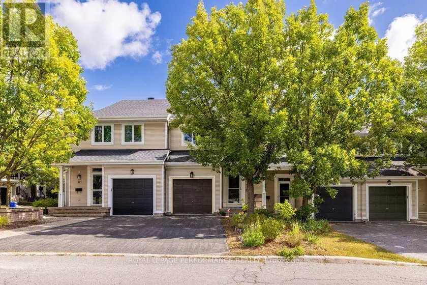 Townhouse at 34 STEEL STREET, Ottawa