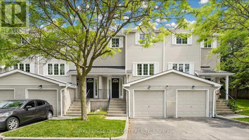 Townhouse at 2 - 700 CHAMPLAIN BOULEVARD, Cambridge