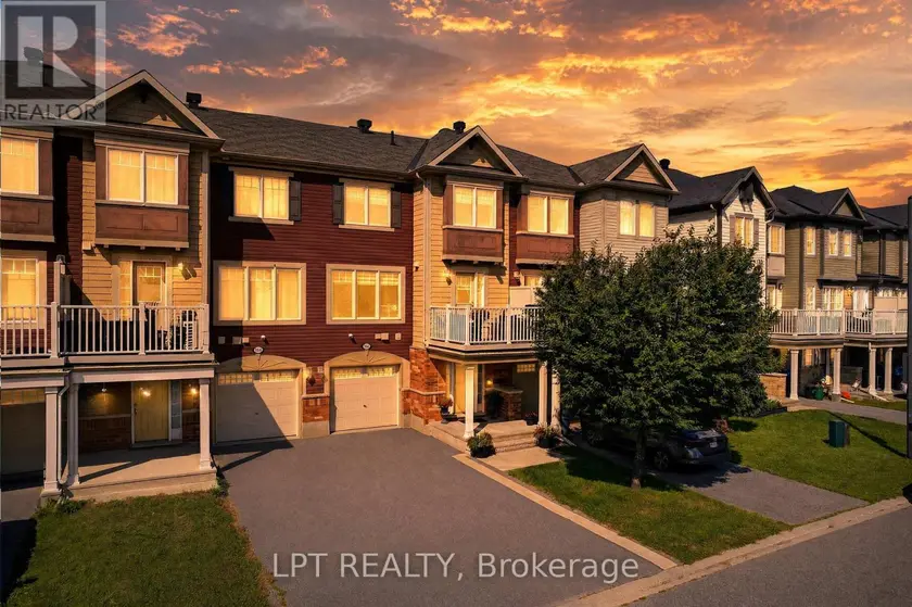Townhouse at 166 SUNSHINE CRESCENT, Ottawa