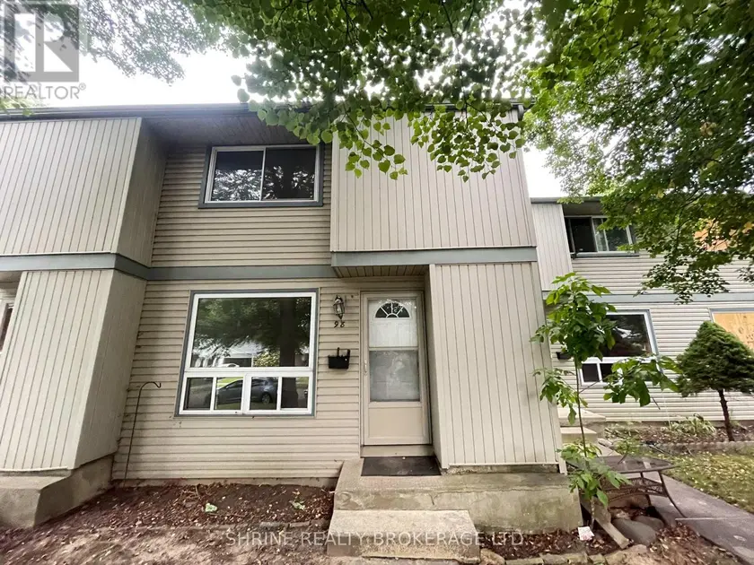 Townhouse at 98 MONMORE ROAD, London North