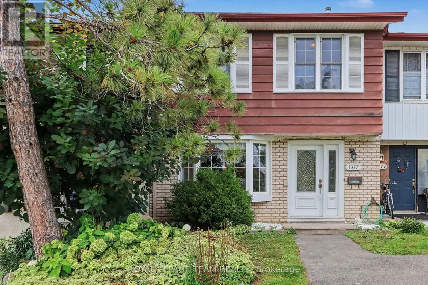 Townhouse at 1377 GUTHRIE STREET, Ottawa