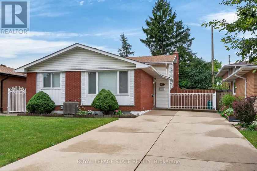 Detached at 41 DARLINGTON DRIVE, Hamilton