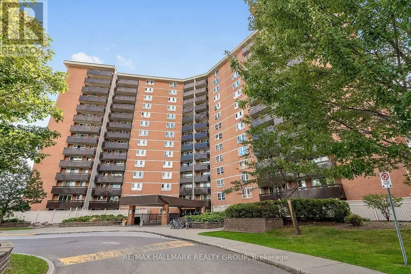 Apartment at 705 - 2000 JASMINE CRESCENT, Ottawa