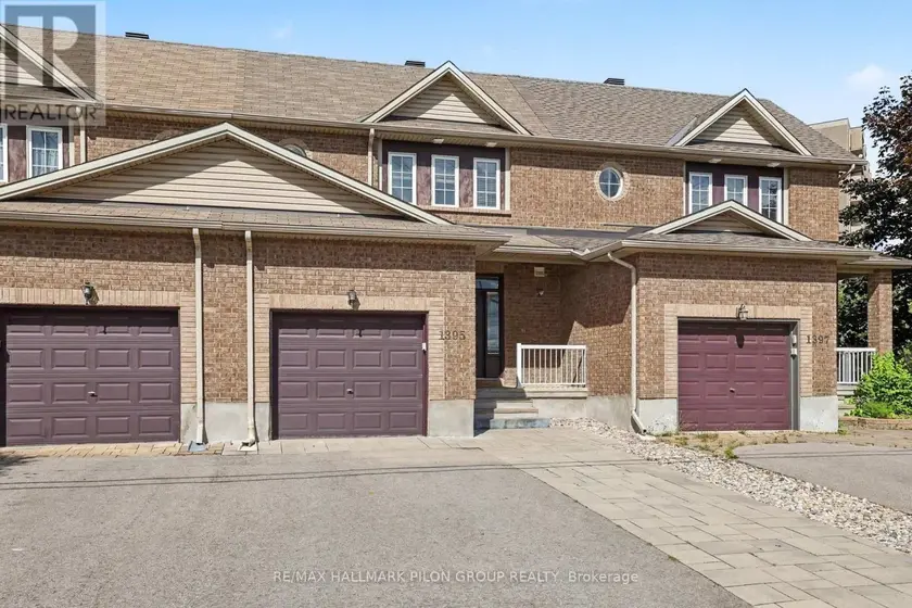 Townhouse at 1395 KITCHENER AVENUE, Ottawa