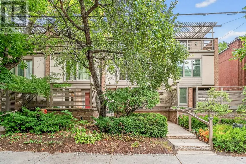 Townhouse at 164 DUFFERIN ROAD, Ottawa