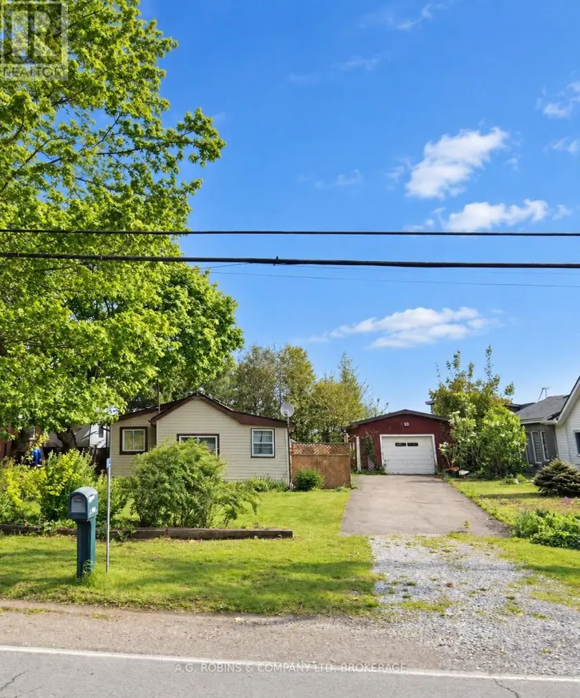 Detached at 12040 LAKESHORE ROAD, Wainfleet
