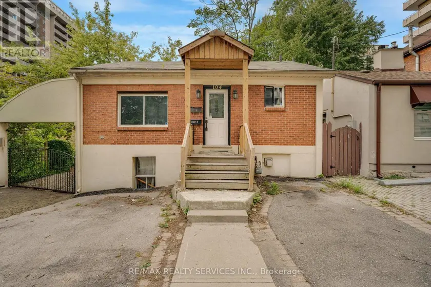 Multiplex at 104 HESS STREET S, Hamilton