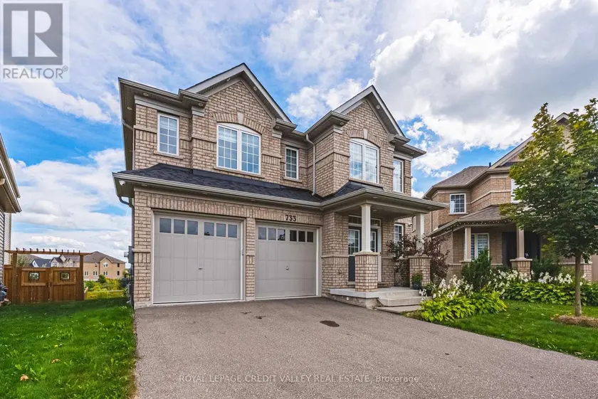 Detached at 733 GILMOUR CRESCENT W, Shelburne