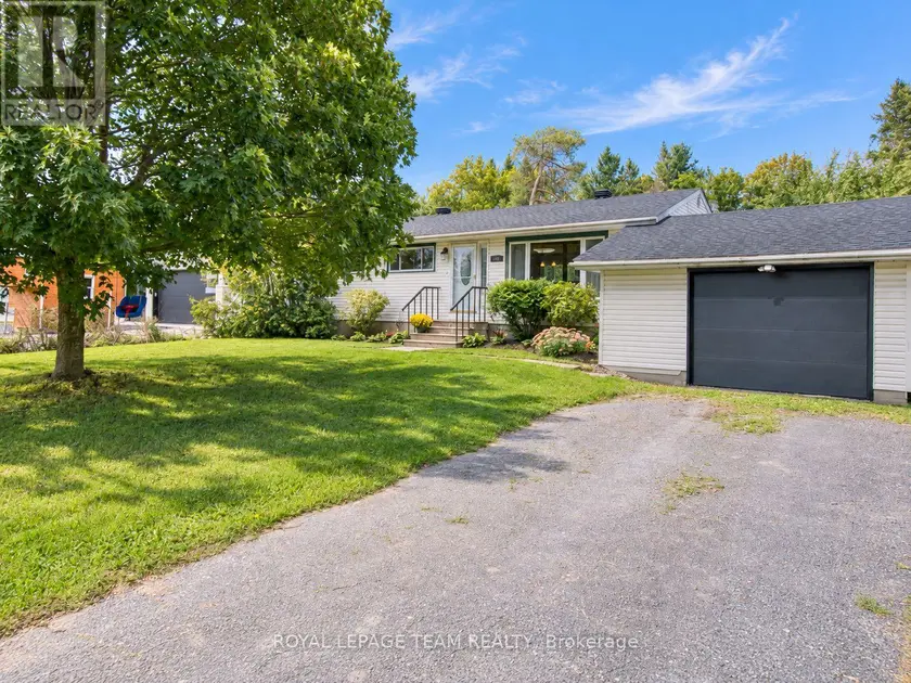 Detached at 14 MAITLAND STREET, Ottawa