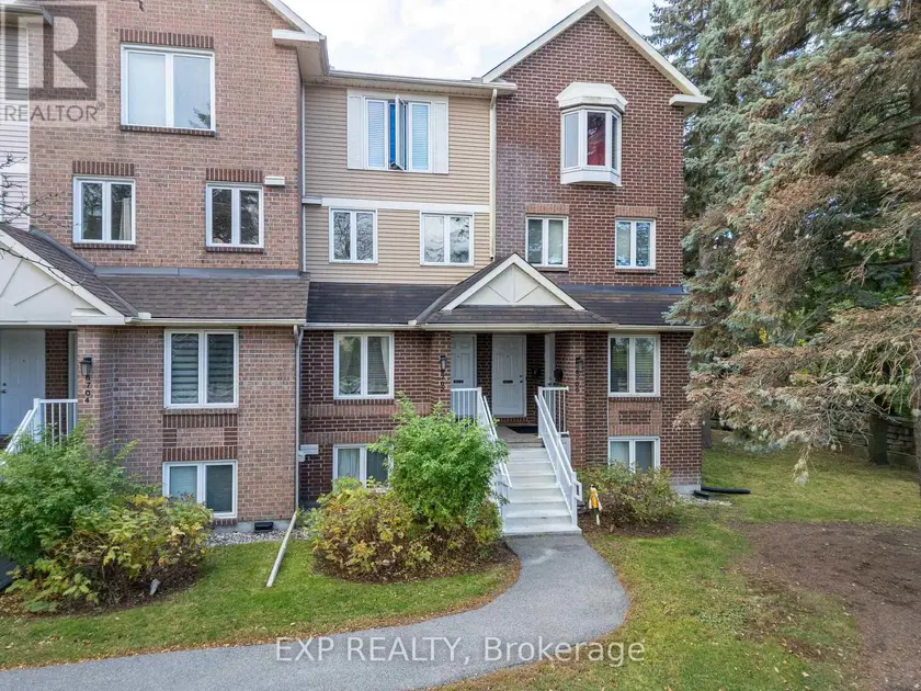 Townhouse at B - 6702 JEANNE D'ARC BOULEVARD N, Ottawa