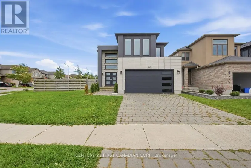 Detached at 535 FREEPORT STREET, London North