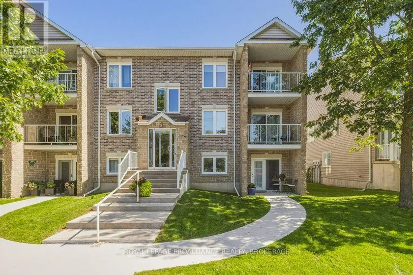 Apartment at 2104 - 225 OAK STREET, Gananoque