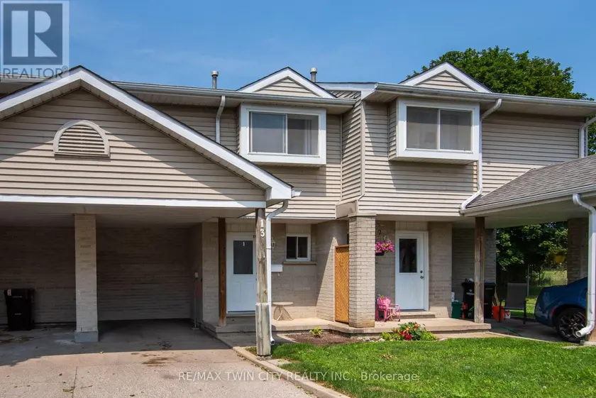 Townhouse at 13 - 125 SEKURA CRESCENT, Cambridge