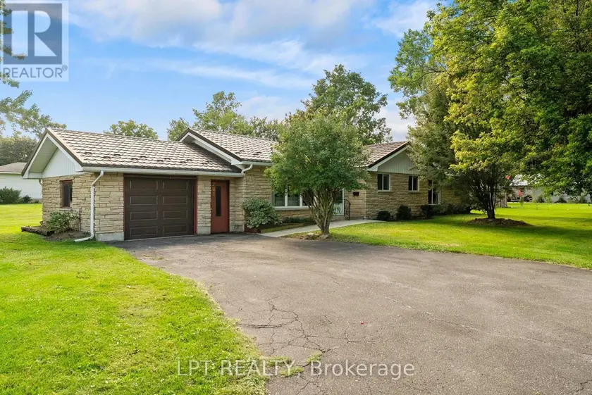 Detached at 263 RICHMOND STREET, North Middlesex