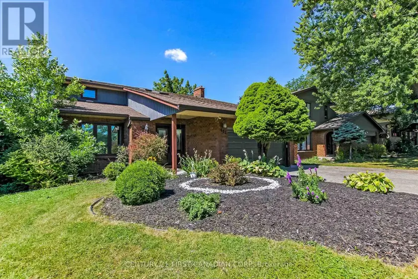 Detached at 665 UPPER QUEEN STREET