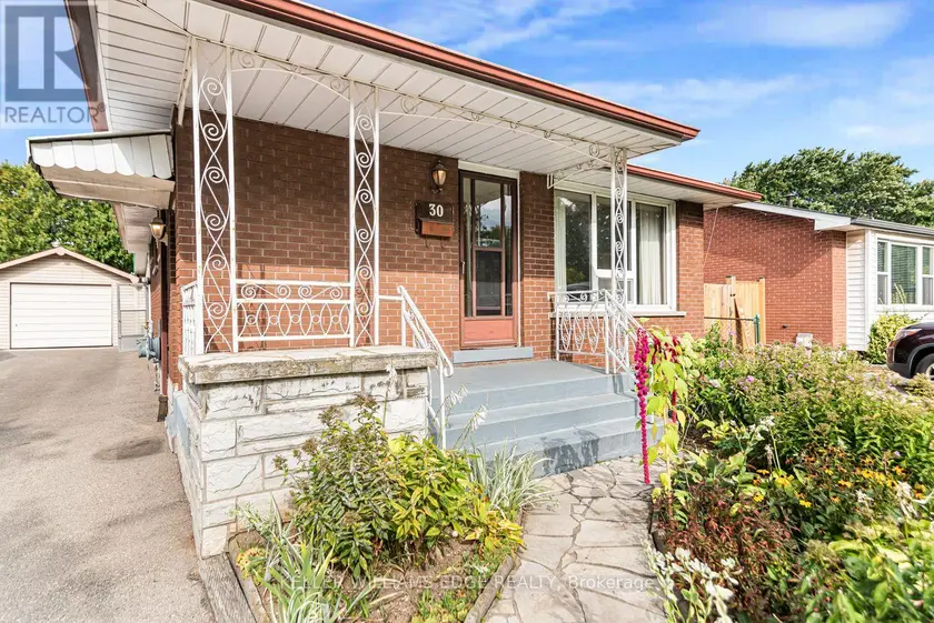 Detached at 30 GOLDFINCH ROAD, Hamilton