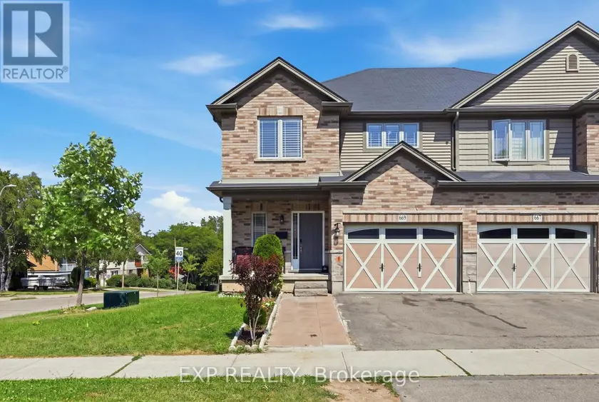 Semi-Detached/Link at 665 GREENHILL AVENUE N, Hamilton