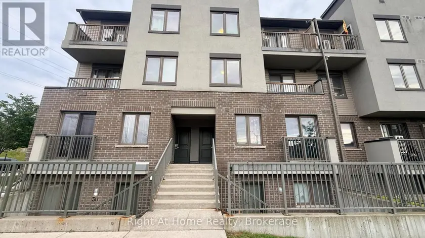 Townhouse at 39 - 350 FISHER MILLS ROAD, Cambridge