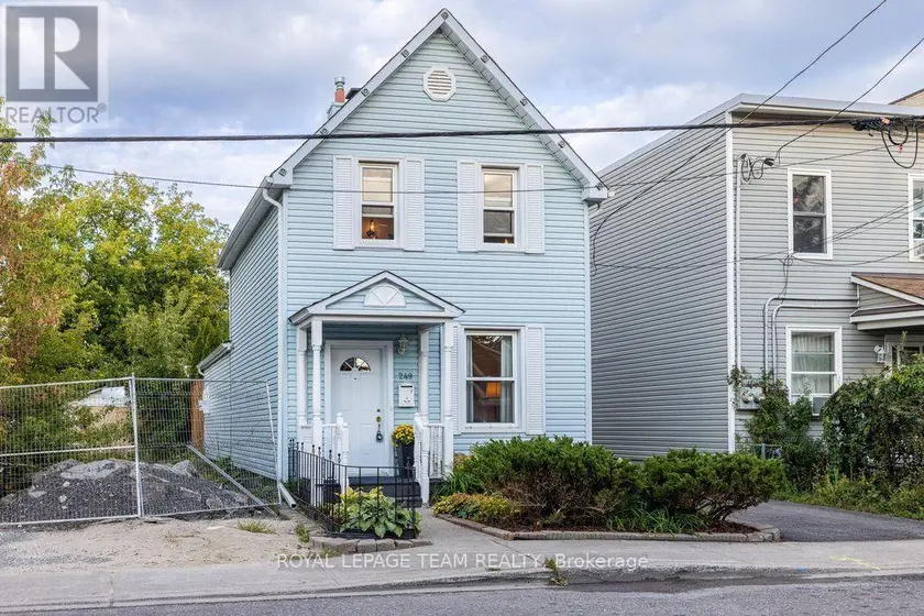 Detached at 249 HINCHEY AVENUE, Ottawa