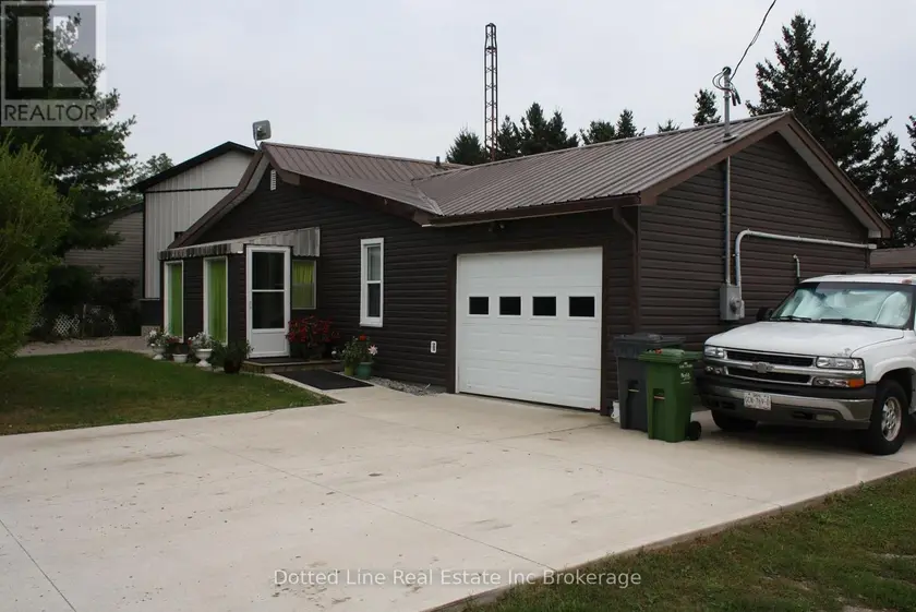 Detached at 334 GLEN MEYER ROAD, Norfolk
