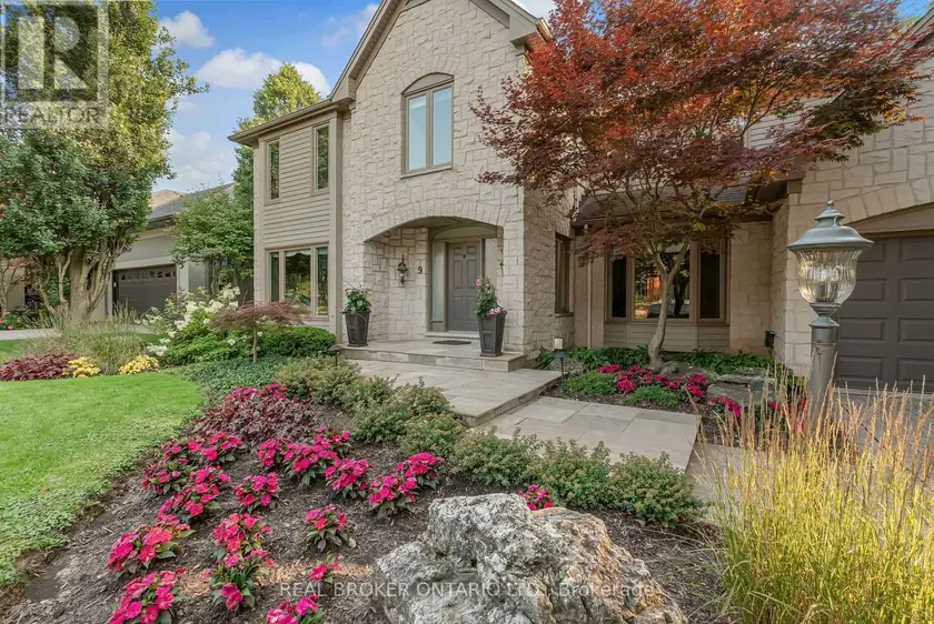 Detached at 9 FLANDERS DRIVE, Hamilton