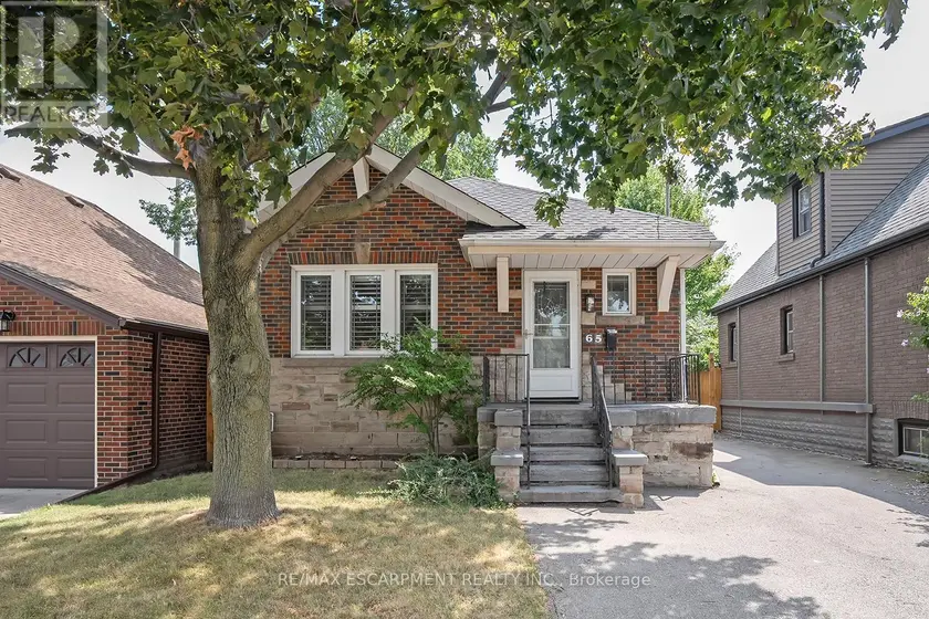 Detached at 65 KENILWORTH AVENUE S, Hamilton
