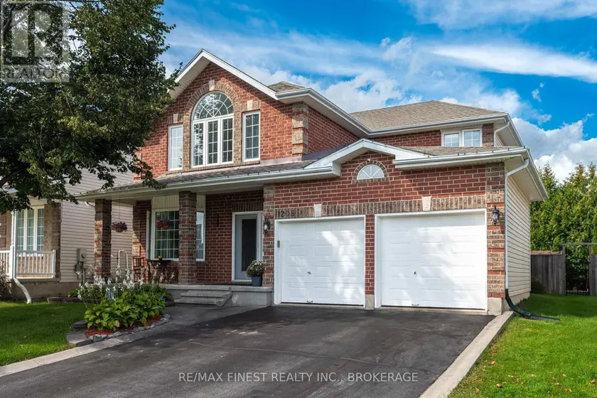 Detached at 1208 GREENWOOD PARK DRIVE, Kingston)
