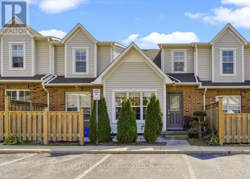 Townhouse at 5 - 1085 HARROGATE DRIVE, Hamilton