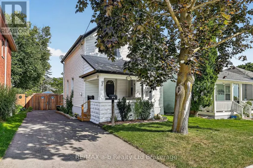 Detached at 553 MARY STREET, Woodstock