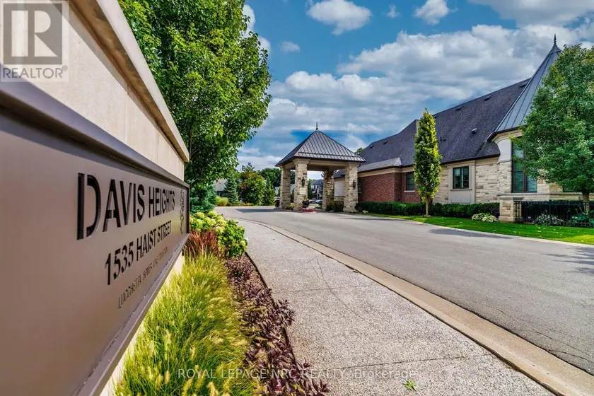 Townhouse at 4 - 1535 HAIST STREET, Pelham