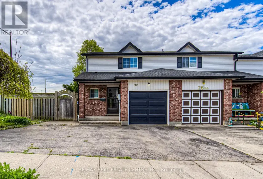 Townhouse at 2A PAISLEY HEIGHTS, Cambridge