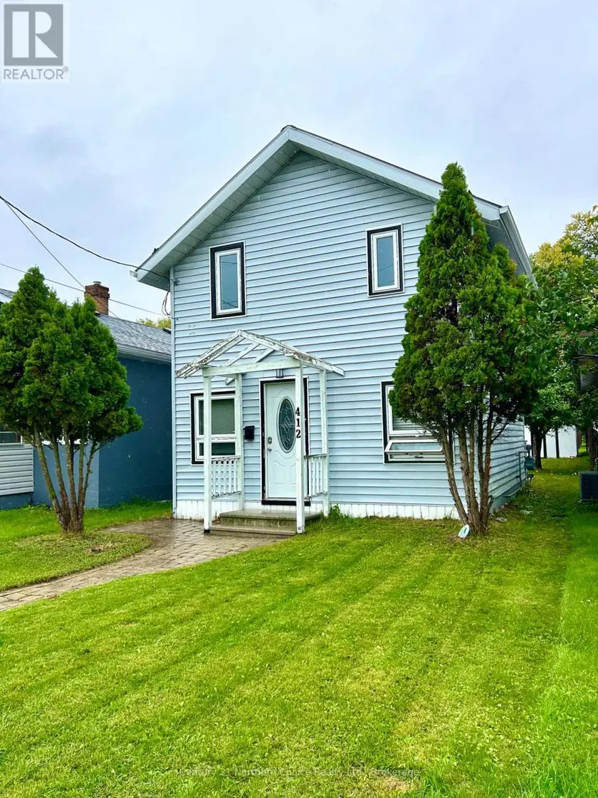 Detached at 412 THIRD STREET W, Fort Frances