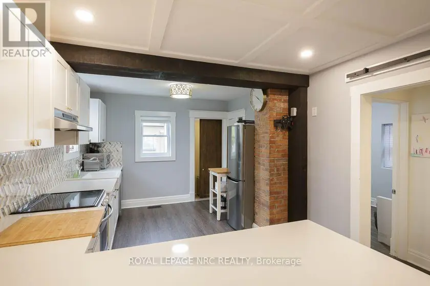 Detached at 241 VINE STREET, St. Catharines
