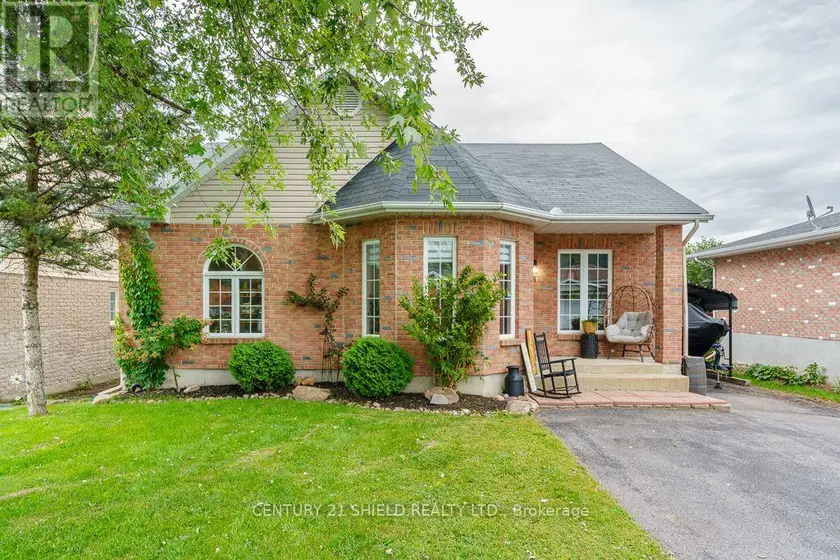 Detached at 48 BARNHART DRIVE, South Stormont