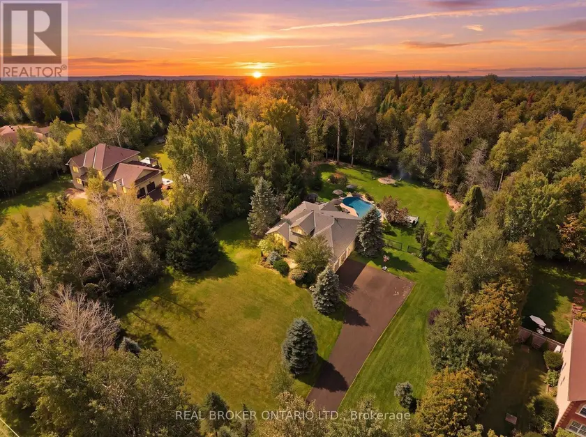 Detached at 8 SAWGRASS CIRCLE, Ottawa